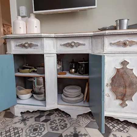 Piccola Emily Locazione Turistica Appartamento *