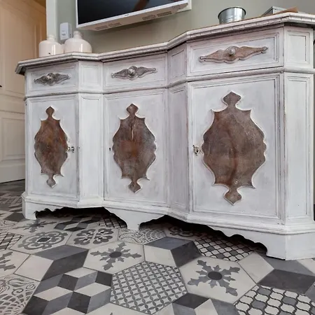 Piccola Emily Locazione Turistica 公寓 *