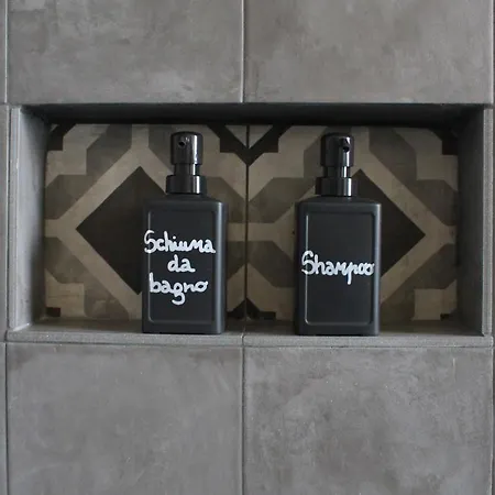 Piccola Emily Locazione Turistica 都灵