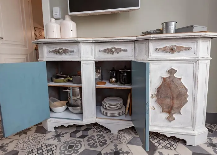 Piccola Emily Locazione Turistica דירה *